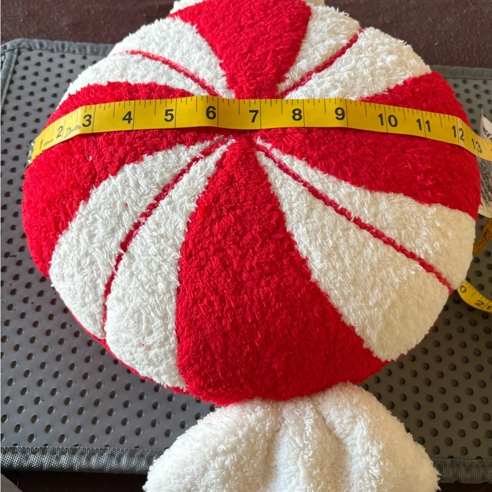 Target Red and white decorative New Pillow Christmas